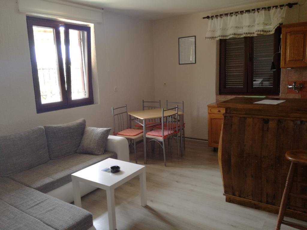 Apartment Nela 冯塔纳 外观 照片